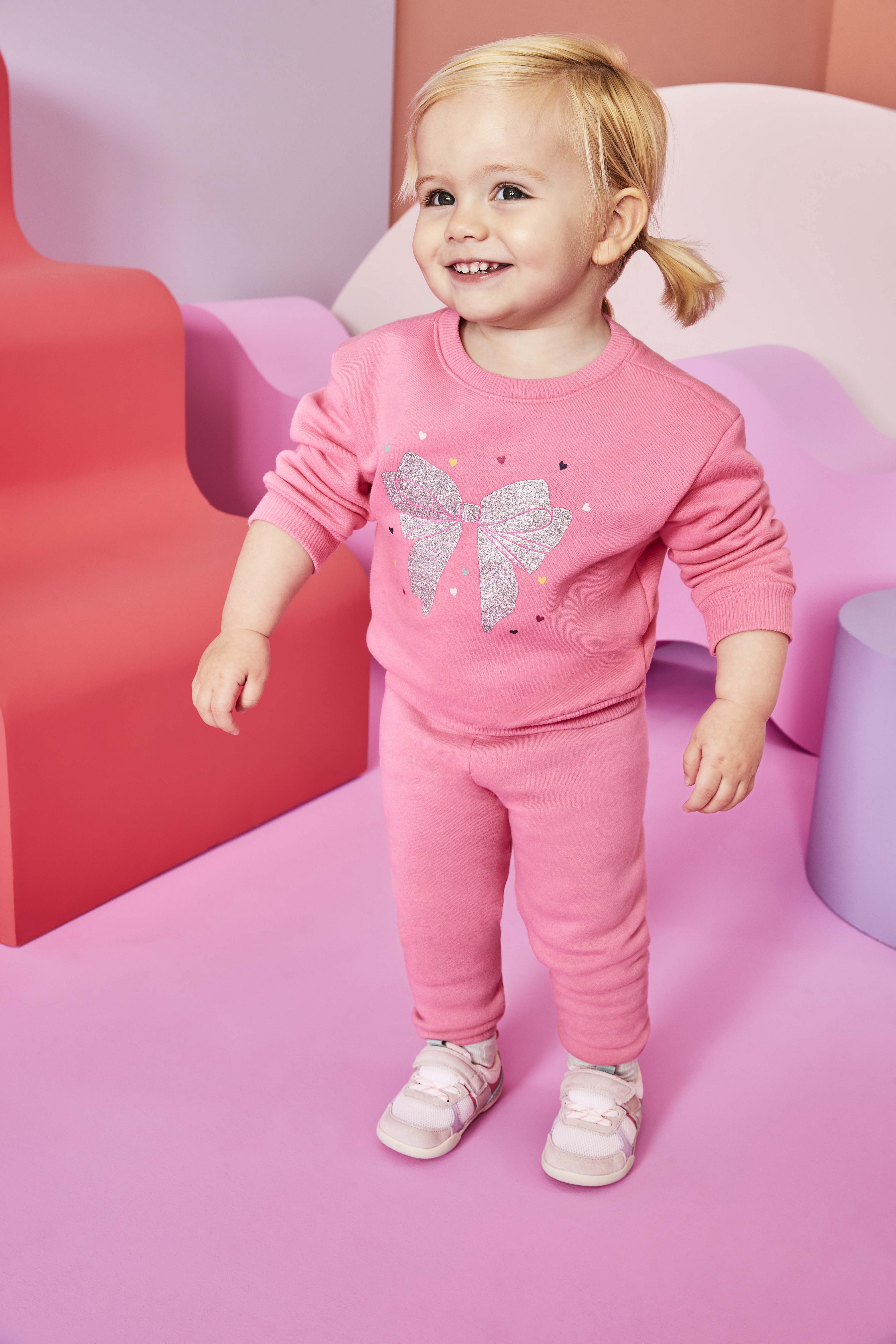 Garanimals Baby Girls Graphic Fleece Sweatshirt with Long Sleeves, Sizes 6-24 Months