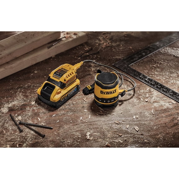 DeWALT DCR008 Speaker, 5 W Output