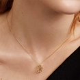 thumbnail image 2 of Cadena de clavícula de circonio de lujo con diseño de nicho de collar con letras doradas estilo ins europeo y americano español para mujer, 2 of 4