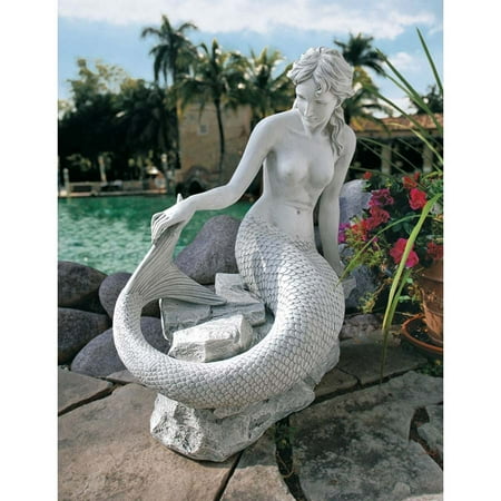 Daydreaming Mermaid of Langeline Cove Statue