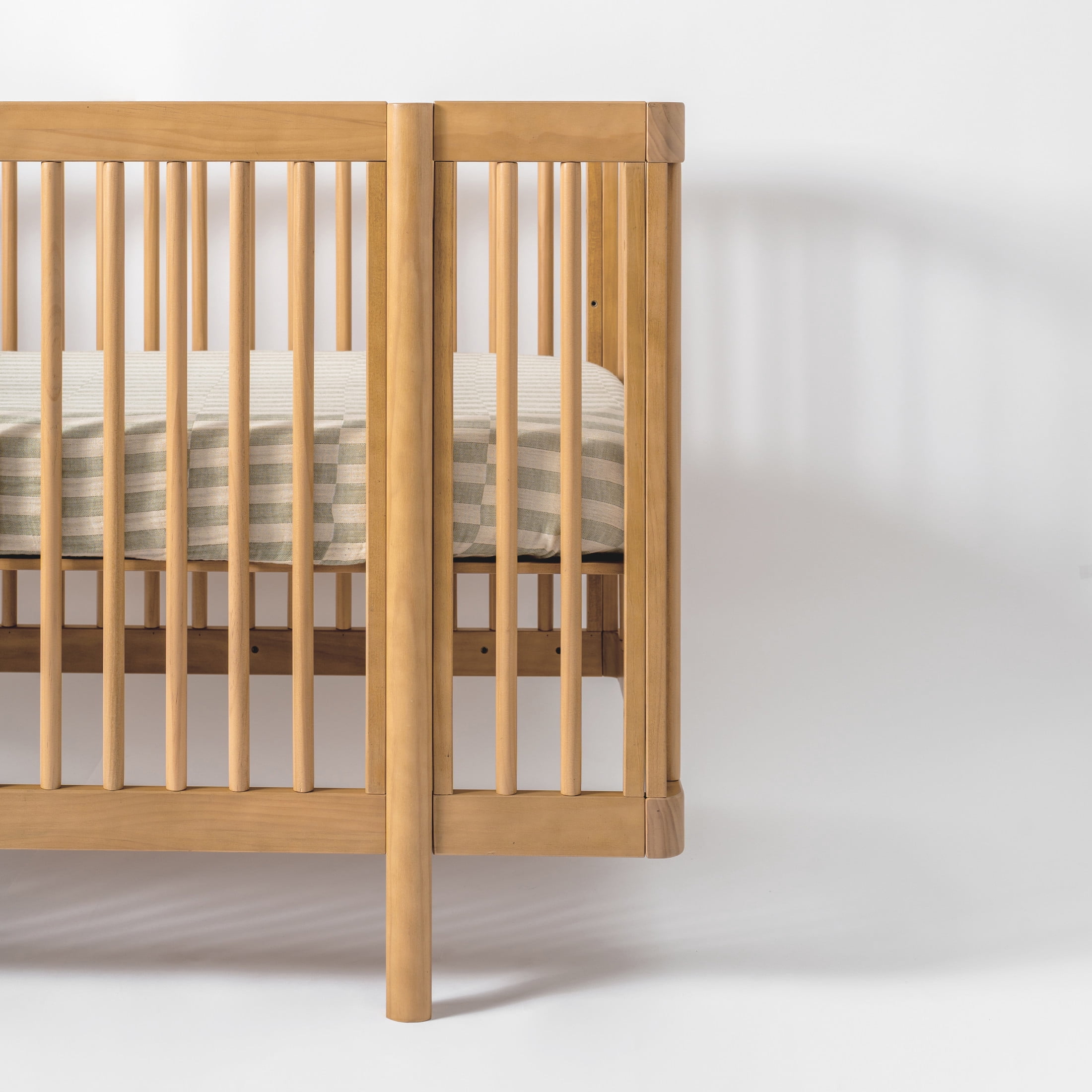 Babyletto Crib Sheet in GOTS Certified Organic Muslin Cotton