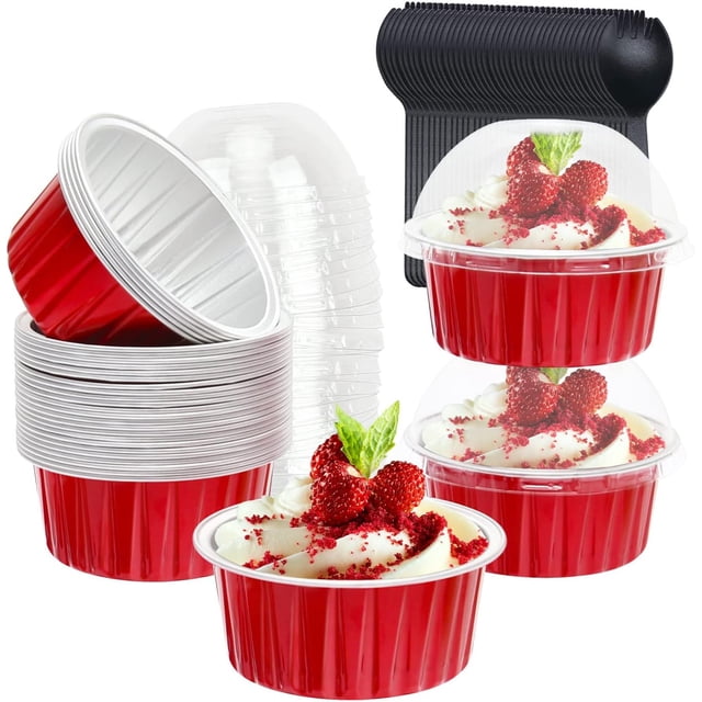 Qucyy Moules à Cupcakes Rouges 50 Unités, Moules à Muffins en Aluminium de 5 Onces avec Couvercles, Moules à Mini Gâteaux Jetables, Moules à Muffins Extra Larges (pour Mini Tartes à la Crème) avec 50 Cuillères