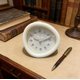 thumbnail image 2 of Reloj despertador analógico con movimiento silencioso y luz nocturna. Bonito reloj de escritorio de forma irregular para dormitorio, sala de estar u oficina. Reloj de mesa silencioso, sin, 2 of 6