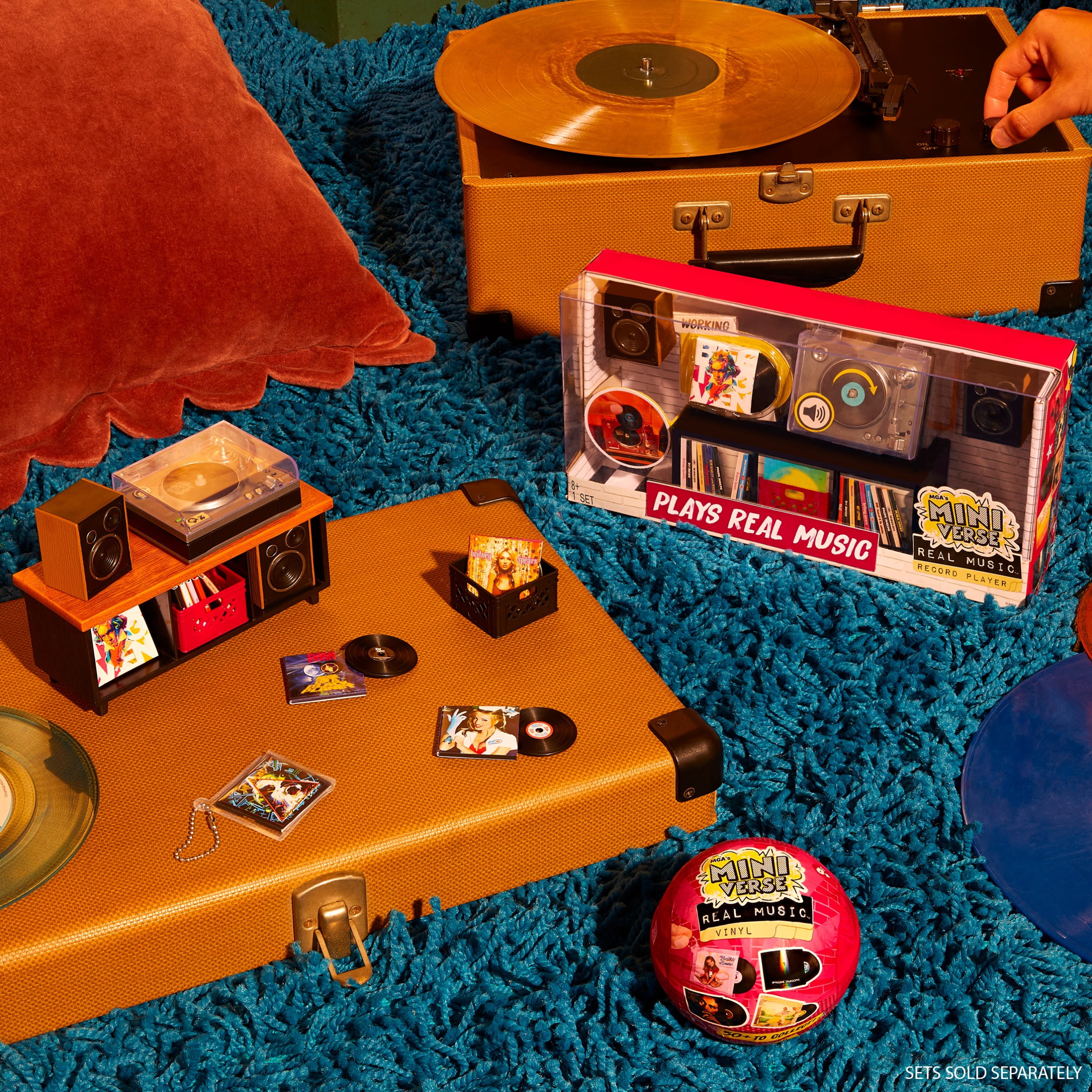 MGA's Miniverse Real Music Vinyl Mystery Blind Ball, 4 Mini Playable Vinyl Records per Pack