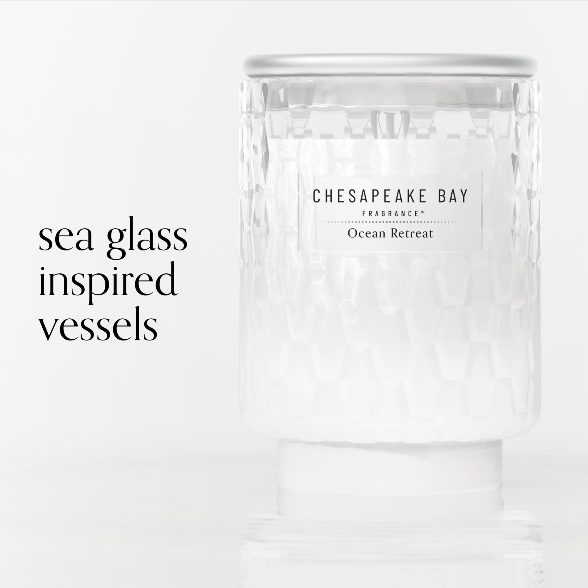 Chesapeake Bay Candle 8 oz | Ocean Retreat Scent |Exclusive Mood Evoking Fragrance |Textured Sea Glass-Inspired Jar | Premium Soy Blend Wax with Essential Oils