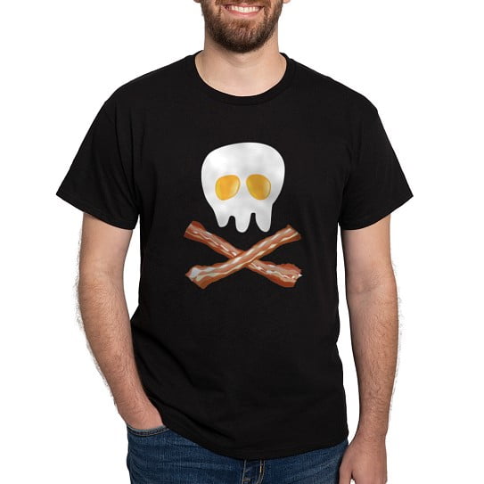 CafePress - Tasty Skull Bones Dark T Shirt - Men's Classic Cotton T-Shirts