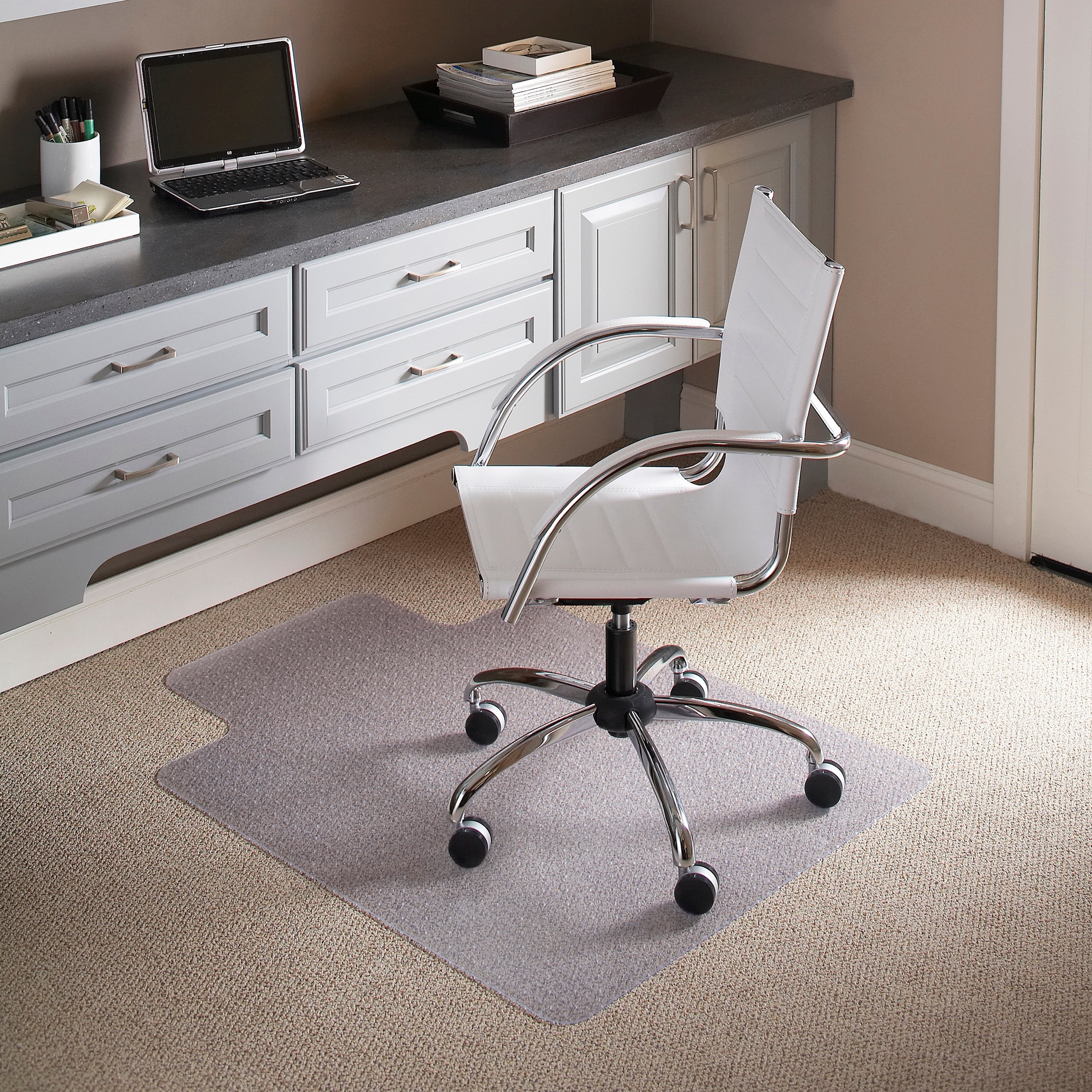 Copedvic Office Chair Mat for Carpeted Floors, 36 inch Round 3.0mm Thick, Floor Mats with Studs for Low and Medium Pile Carpets for Under Chairs, Clear