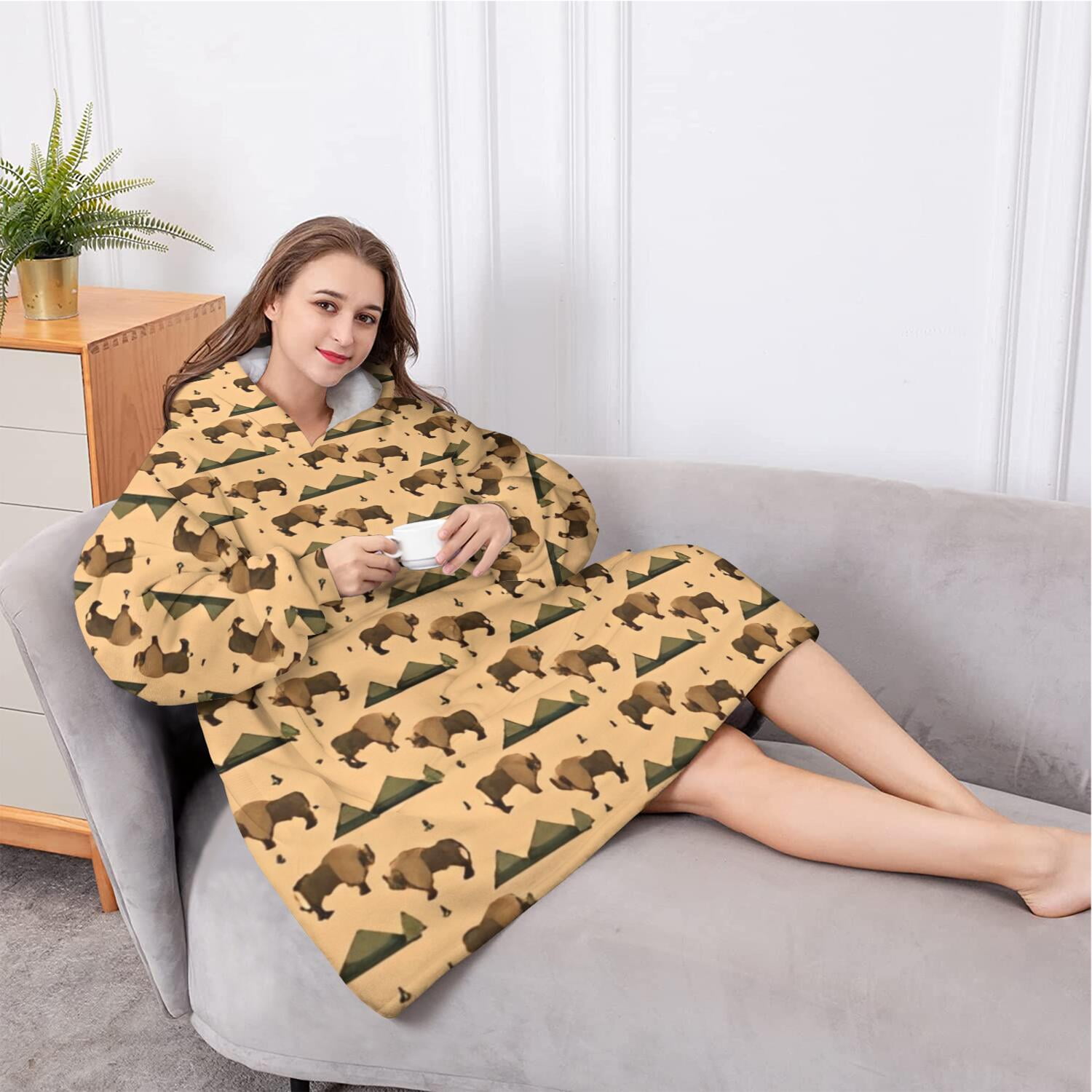 Oversized Wearable Blanket Hoodie,Beige Buffalo Pattern Sherpa Blanket Hoodie with Super Pockets,Super Warm Fuzzy Pullover for Women & Men