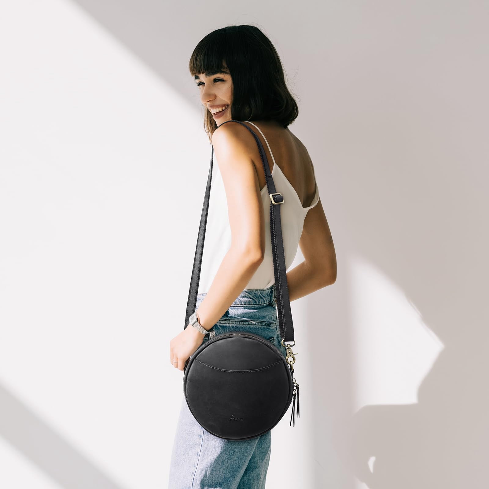 S-ZONE Leather Crossbody Bags for Women Trendy Circle Cross Body Shoulder Bag Designer Round Purses