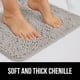 thumbnail image 3 of Juego de alfombras de baño GORILLA GRIP Soft Chenille de 2 piezas, color gris claro, 3 of 9