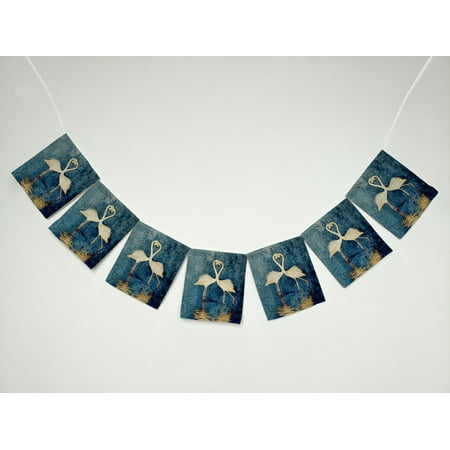 GCKG Animal Couple Flamingos Banner Bunting Garland Flag Sign for Home Family Party Decoration