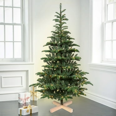7.5 ft Pre-lit Flocked Slim Northern Fir PE/PVC Tree 400 UL Clear ...