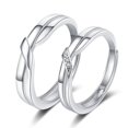 thumbnail image 1 of Juego de anillos de pareja a juego con corazón de amor para hombres y mujeres, moda Punk, 2 piezas, amante, circonio de boda, anillos, novia, regalo de citas, joyería, 1 of 4