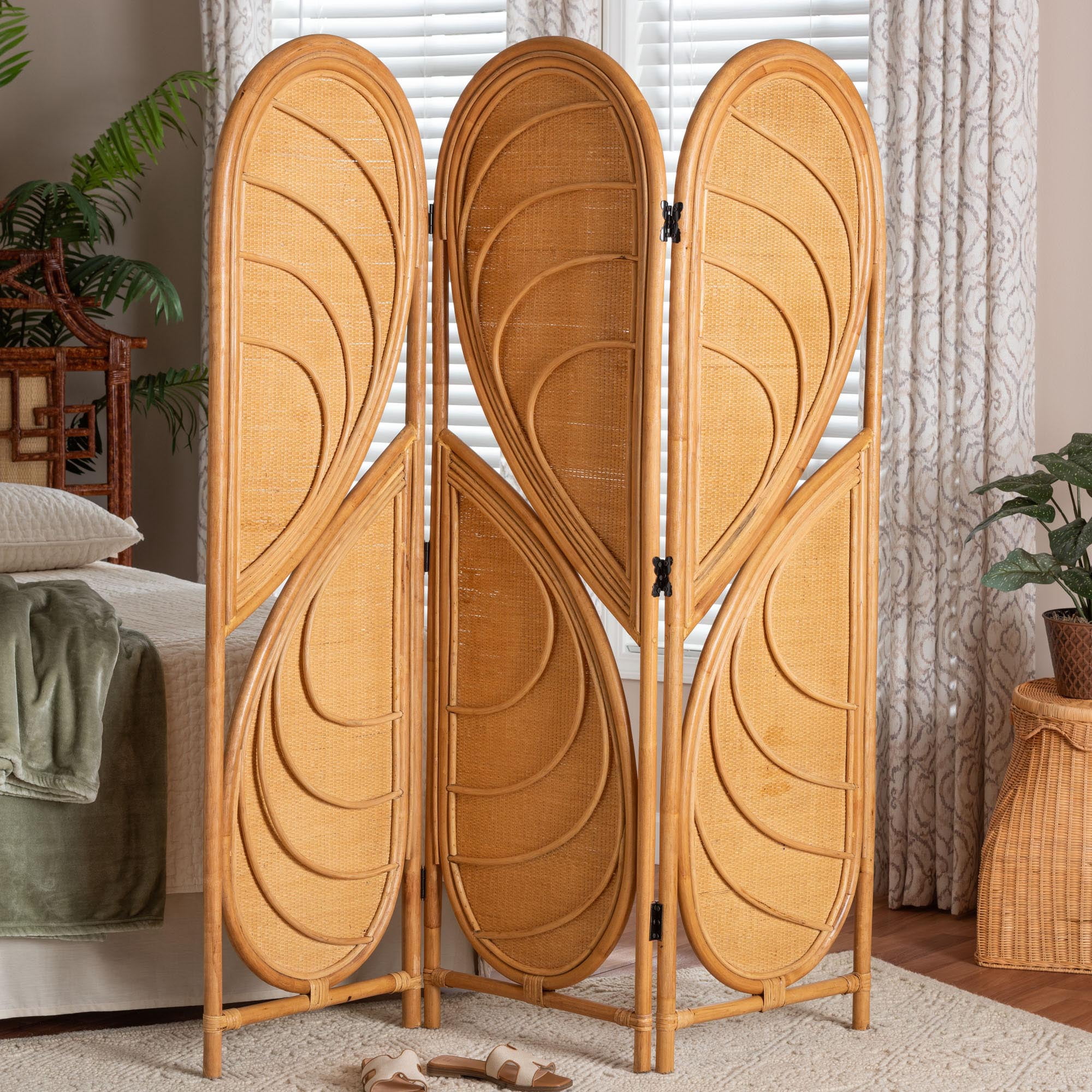 bali & pari Kiyoko Boho Room Divider, Light Honey