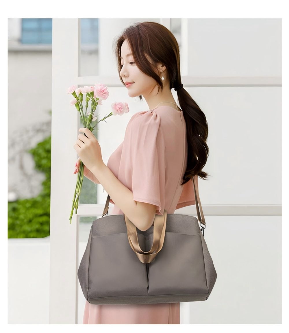 URSOFINE Stylish Tote for Mom Multifunctional Mommy Bag with 2 Insulated Bottle Pockets, Waterproof Diaper Bag with Changing Pad & Pouch for Daily Travel, Commute & Shopping,Brown