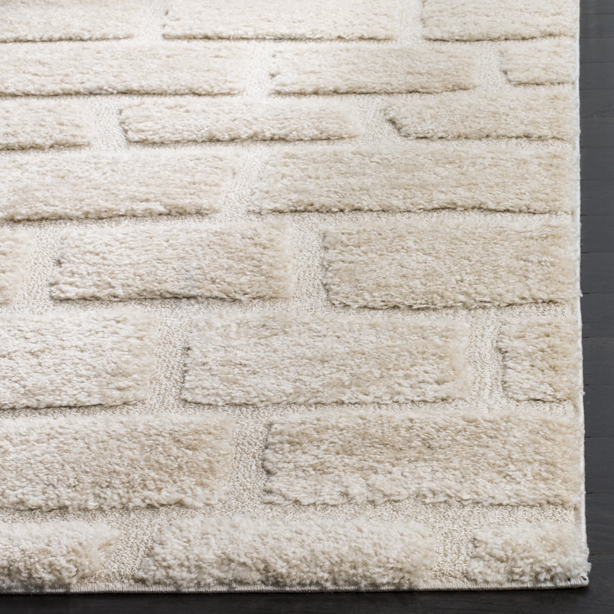 SAFAVIEH Memphis Alden Brick Layout Shag Area Rug, Cream/Beige, 5'1" x 7'6"