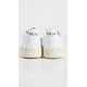 thumbnail image 3 of Tenis Veja V-10 CWL para hombre totalmente blancas de piel sintética, 3 of 4