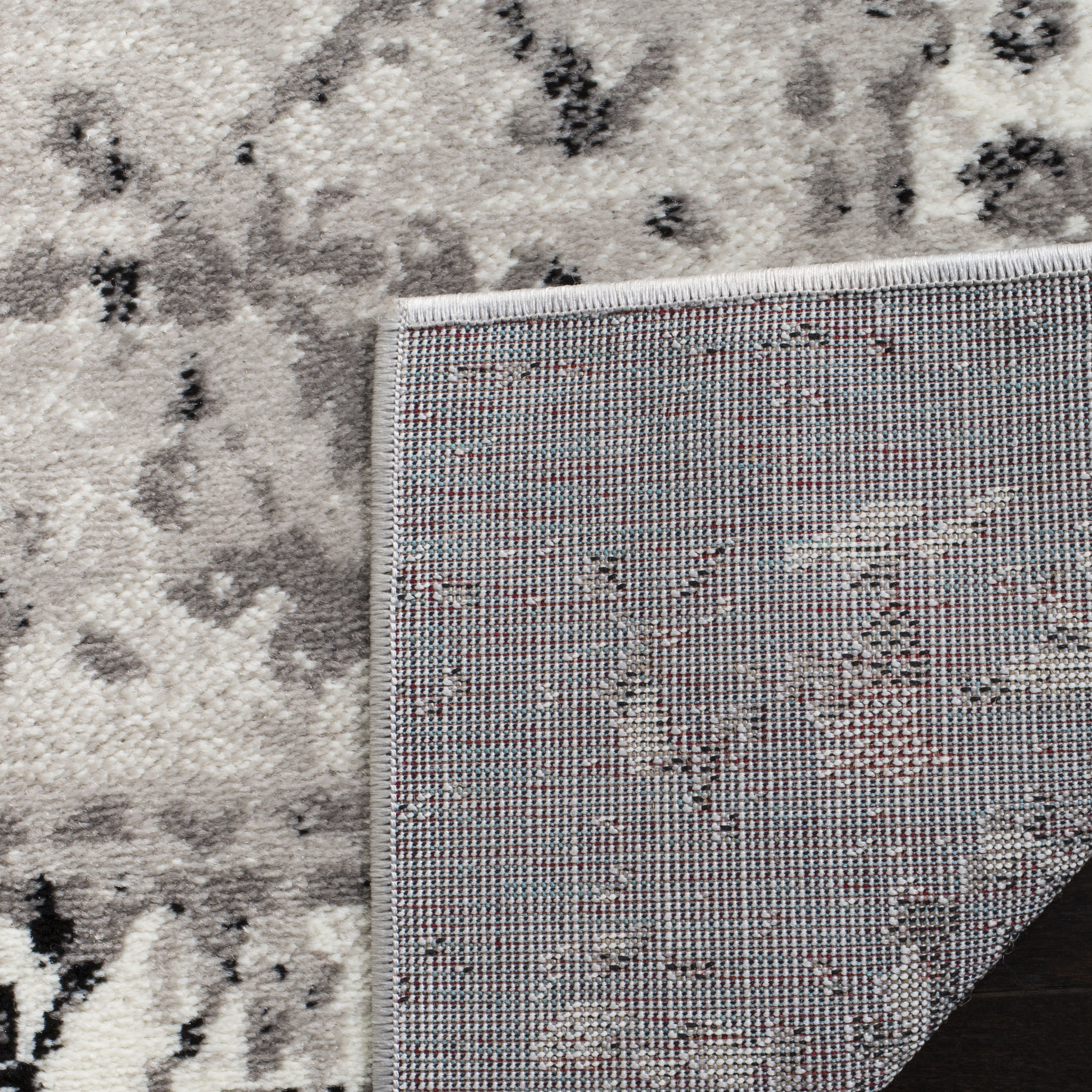 SAFAVIEH Skyler Nikeisha Floral Runner Rug, Grey/Ivory, 2' x 8'