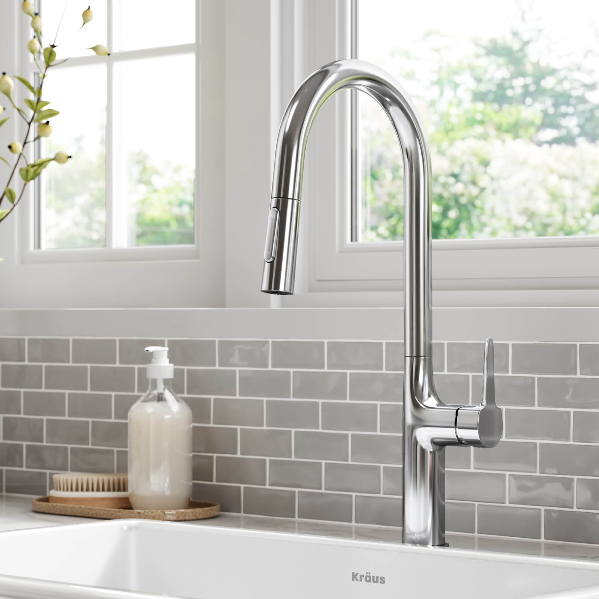 Kraus Oletto Tall Modern Pull-Down Single Handle Kitchen Faucet in Chrome