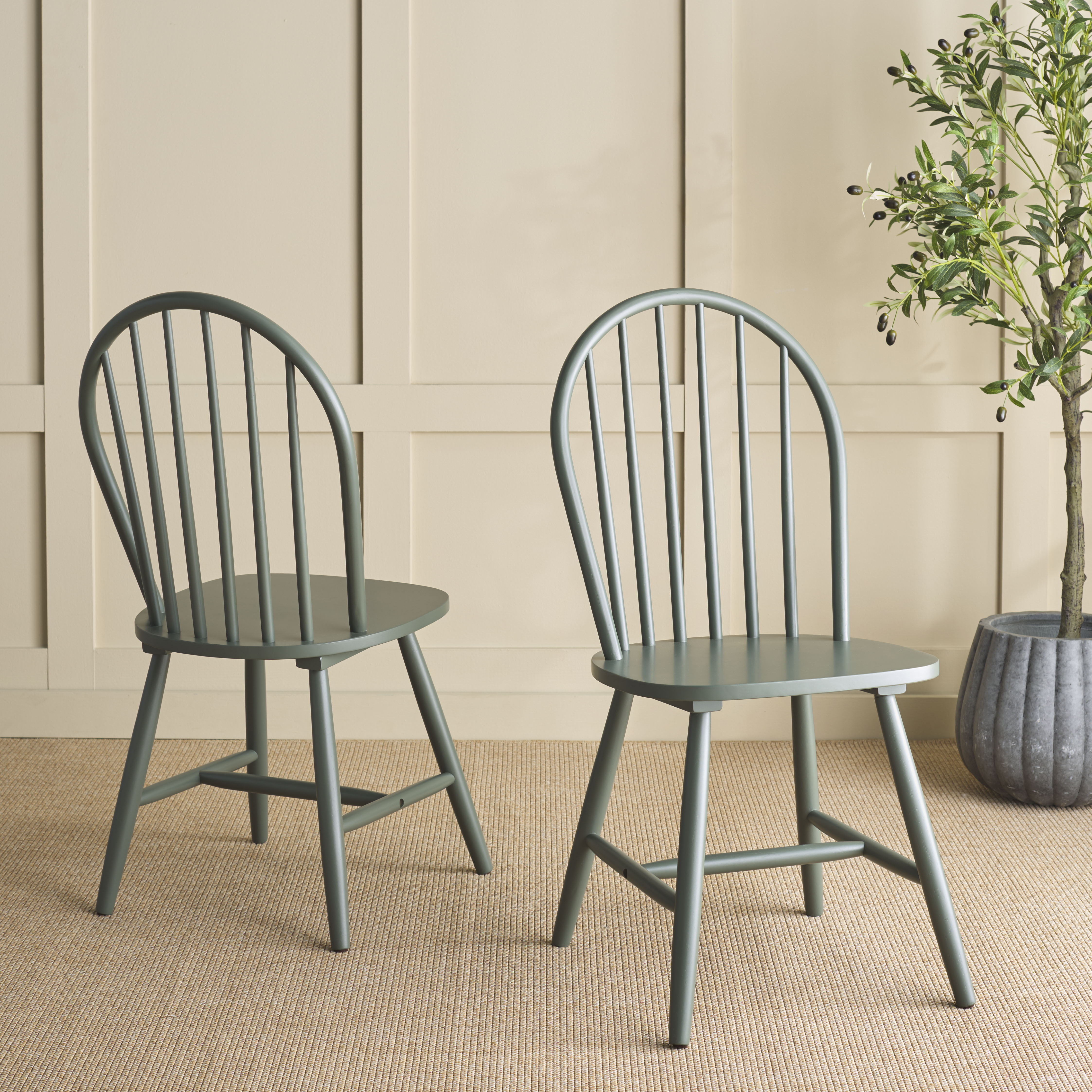 Safavieh Omaha Modern Wood Dining Side Chairs, Dark Green (Set of 2)