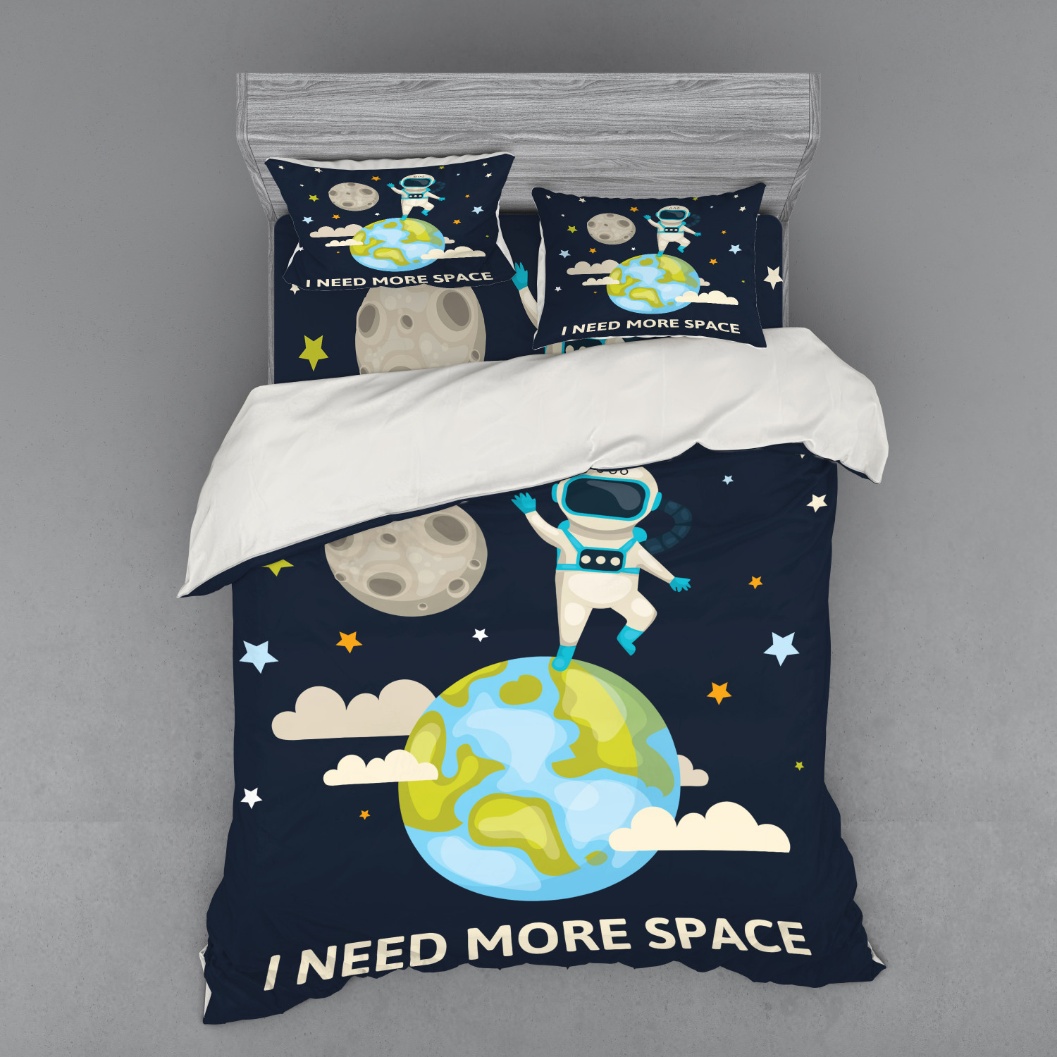 Fantasy Duvet Cover Set, Spaceman Waving over Planet Earth Space ...
