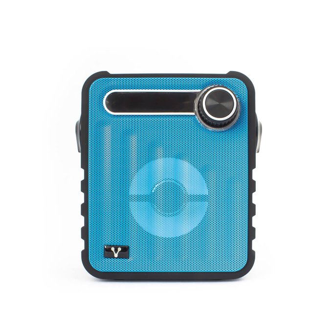bocina portátil recargable vorago bsp-200, bluetooth, 3.5mm. color vorago bsp-200 azul vista frontal de la bocina portátil Vorago BSP-200 en azul: rejilla perforada azul, perilla de control plateada en la esquina superior derecha, franja negra horizontal y logotipo Vorago en la esquina inferior izquierda; compacta, con Bluetooth, entrada de audio 3.5 mm, ranura USB y TF, radio FM y batería recargable 1500 mAh; adecuada para animar reuniones y llevar música en viajes.