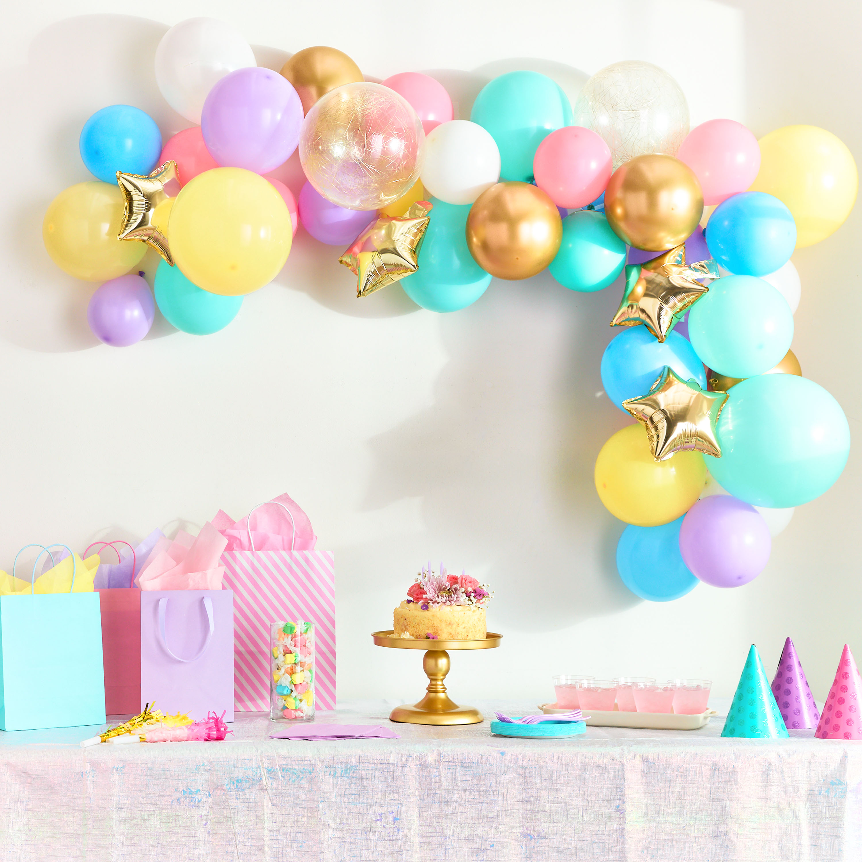 Way To Celebrate Pastel & Gold Foil Balloon Garland, 49 Pieces photo 3