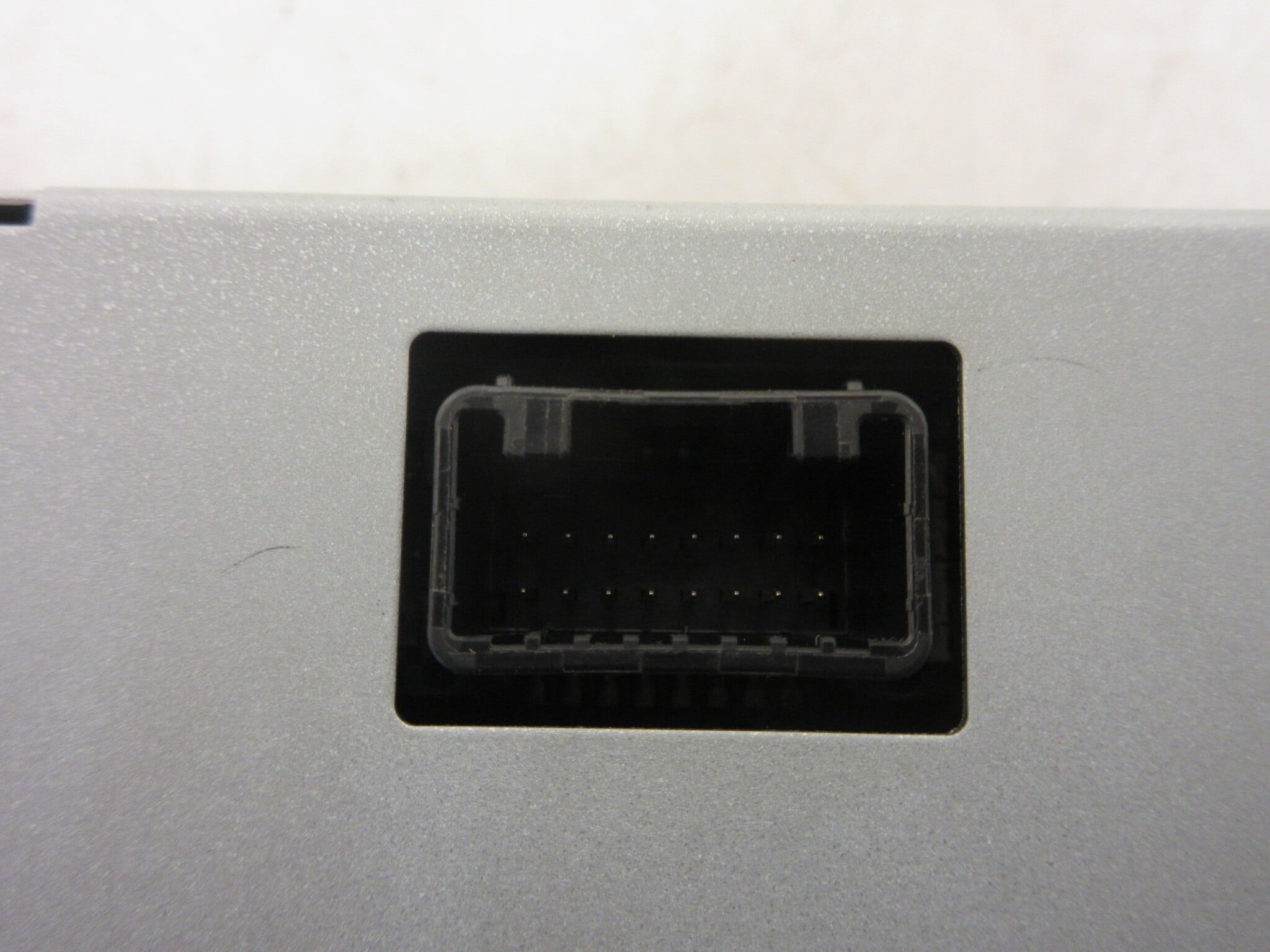 Pre-Owned 11-14 Toyota Sienna Upper Dash Mounted Message Center Info Display Screen OEM - Verify Specific Vehicle Fitment In Description - (Good)