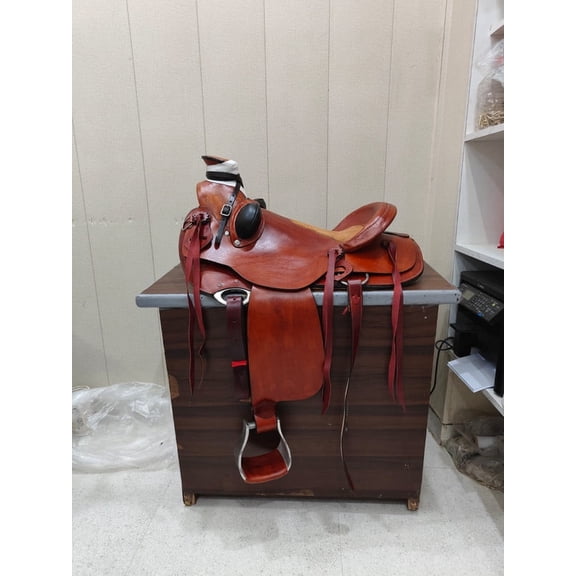 Brown Leather Western Barrel Wade Tree Saddle With Tack Set