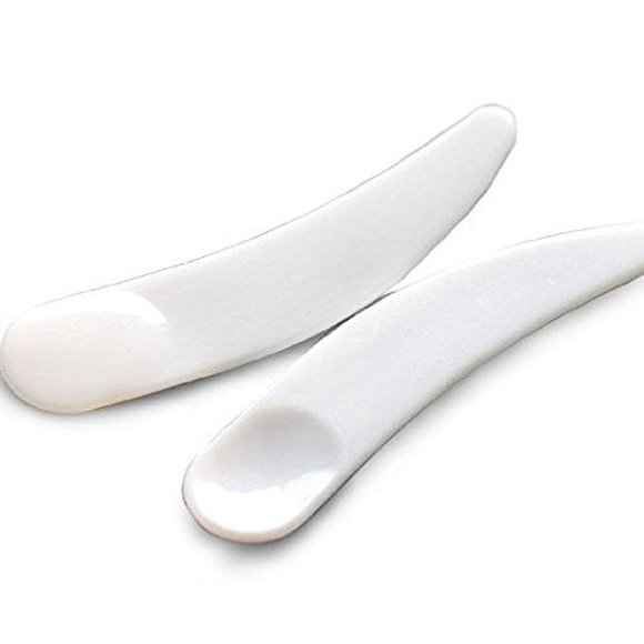 Onwon 100 piezas mini cuchara cosmética curvada máscara de maquillaje cuchara de plástico (blanco)