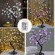 thumbnail image 4 of Lámpara Ypdtacosu con forma de árbol de cerezo, 48 LED, 16 colores cambiantes, 4 of 6