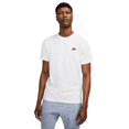 thumbnail image 1 of Camiseta NSW Club de Nike para hombre, blanco/negro/rojo universitario - S, 1 of 7
