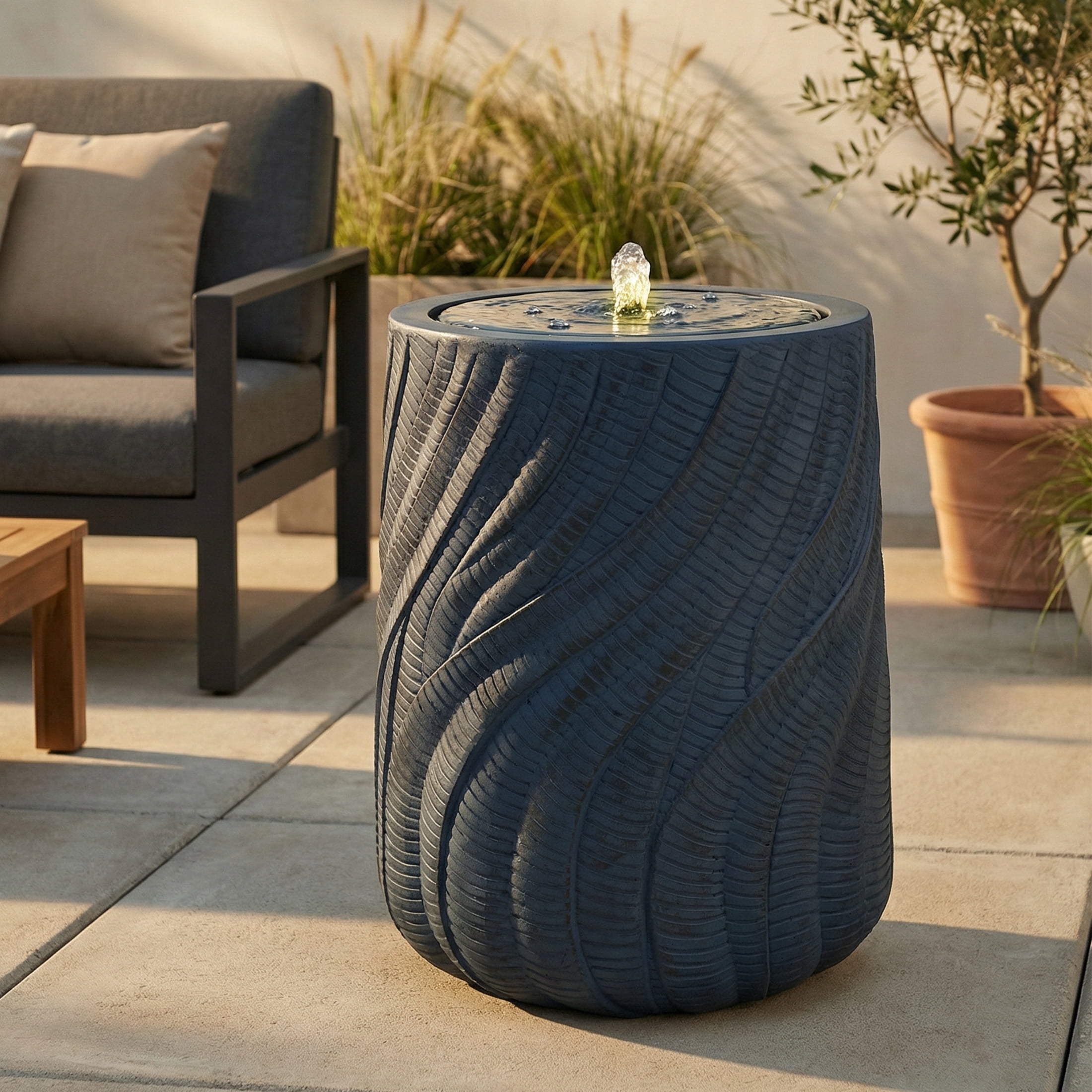 Sunnydaze Textured Spiral Blue Outdoor Bubble Fountain, LED Light
