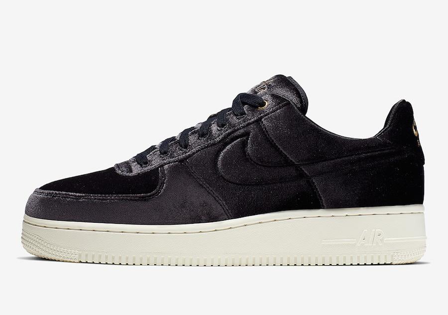 Mens Nike Air Force 1 Low 07 Premium Black Velour Sail Metallic