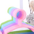 thumbnail image 4 of Paquete de 20 perchas de plástico JAMW Para ropa de bebé y niños Para guardería y armario duraderas multicolor, 4 of 5