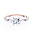 thumbnail image 1 of JeenMata Anillo de Compromiso de Corte Princesa de 1,5 Quilates con Engaste de Garras en Baño de Oro Rosa de 18 K sobre Plata, 1 of 2