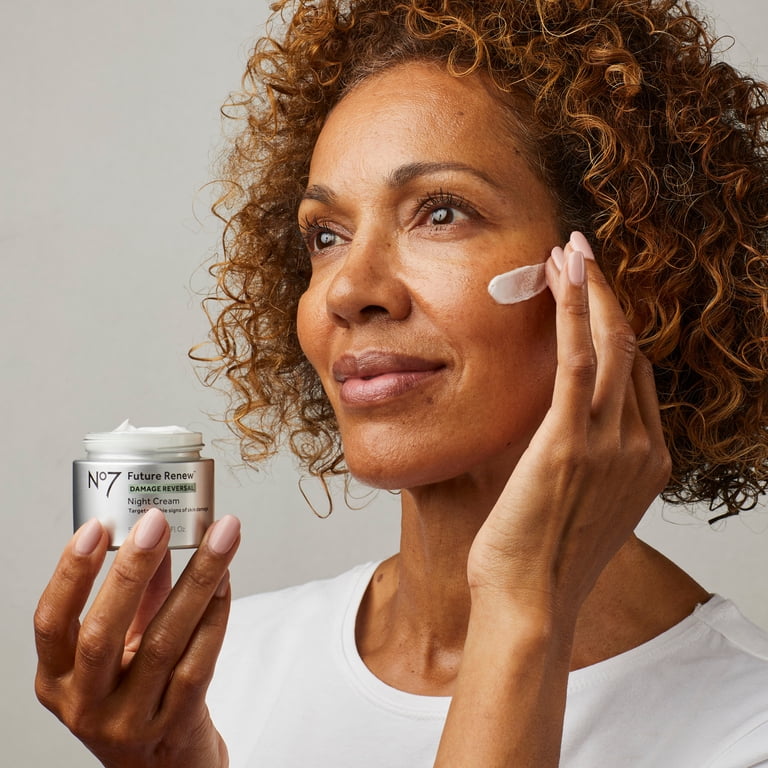 NO7 Future Renew Damage Reversal Night Cream Face Moisturizer with