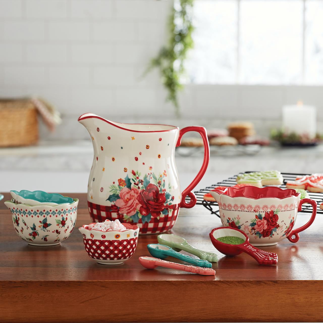 The Pioneer Woman Cheerful Rose 9Piece Measuring Set