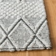 thumbnail image 2 of SAFAVIEH Marbella Ifrit Diamond Area Rug, Light Grey/Black, 6' x 6' Round, 2 of 4