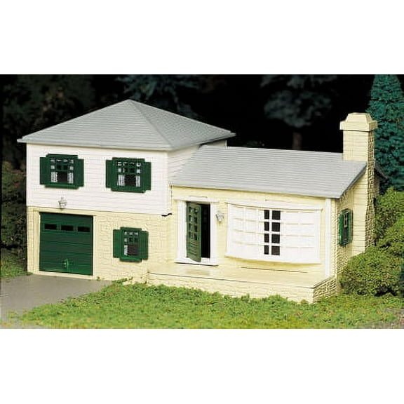 Bachmann-Plasticville U.S.A.(R) Classic Kits -- Two-Story Split-Level House - O