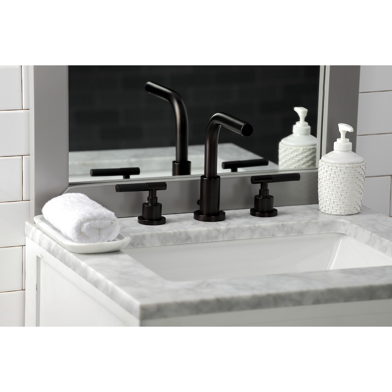Fauceture FSC8955CKL Kaiser Widespread Bathroom Faucet with Pop-Up Drain, Oil Rubbed Bronze