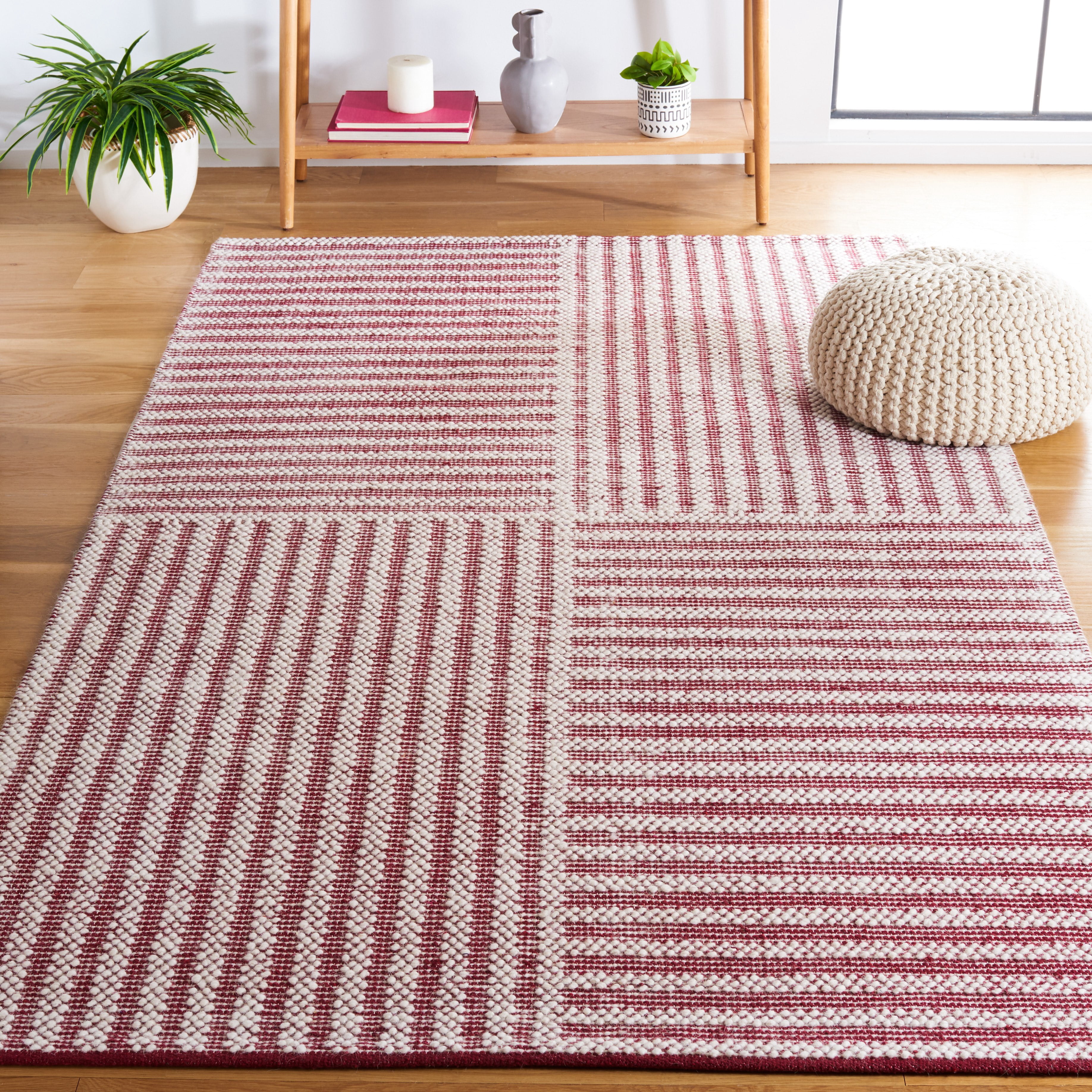 SAFAVIEH Natura Wayra Striped Area Rug, Ivory/Red, 6' x 6' Square