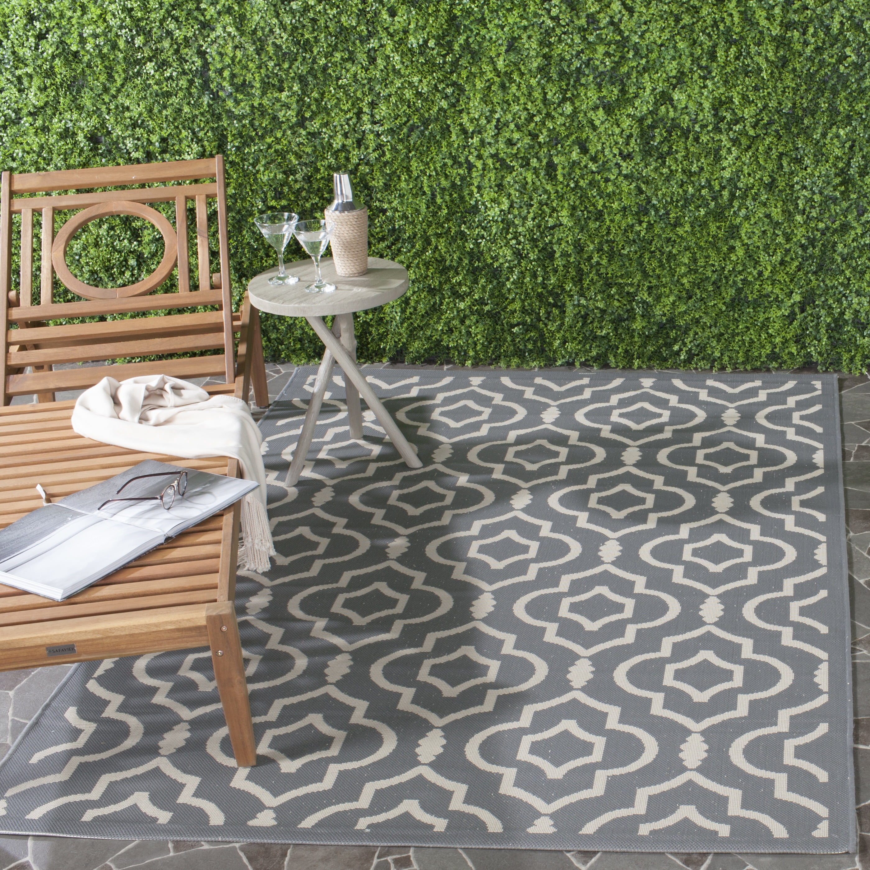 Safavieh Courtyard Lavern Geometric Indoor/Outdoor Area Rug, Anthracite/Beige, 9' x 12'