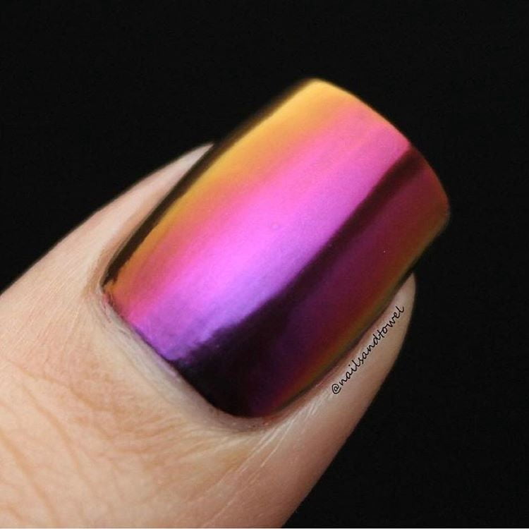 Whats Up Nails - Fantasy Powder Magic Color Shifting Pigment with Multi Chrome Mirror Effect