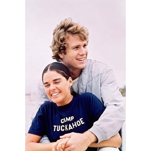 Love Story Ryan O'Neal Ali Macgraw Camp Tuckahoe t-shirt on Beach 24x36 Poster