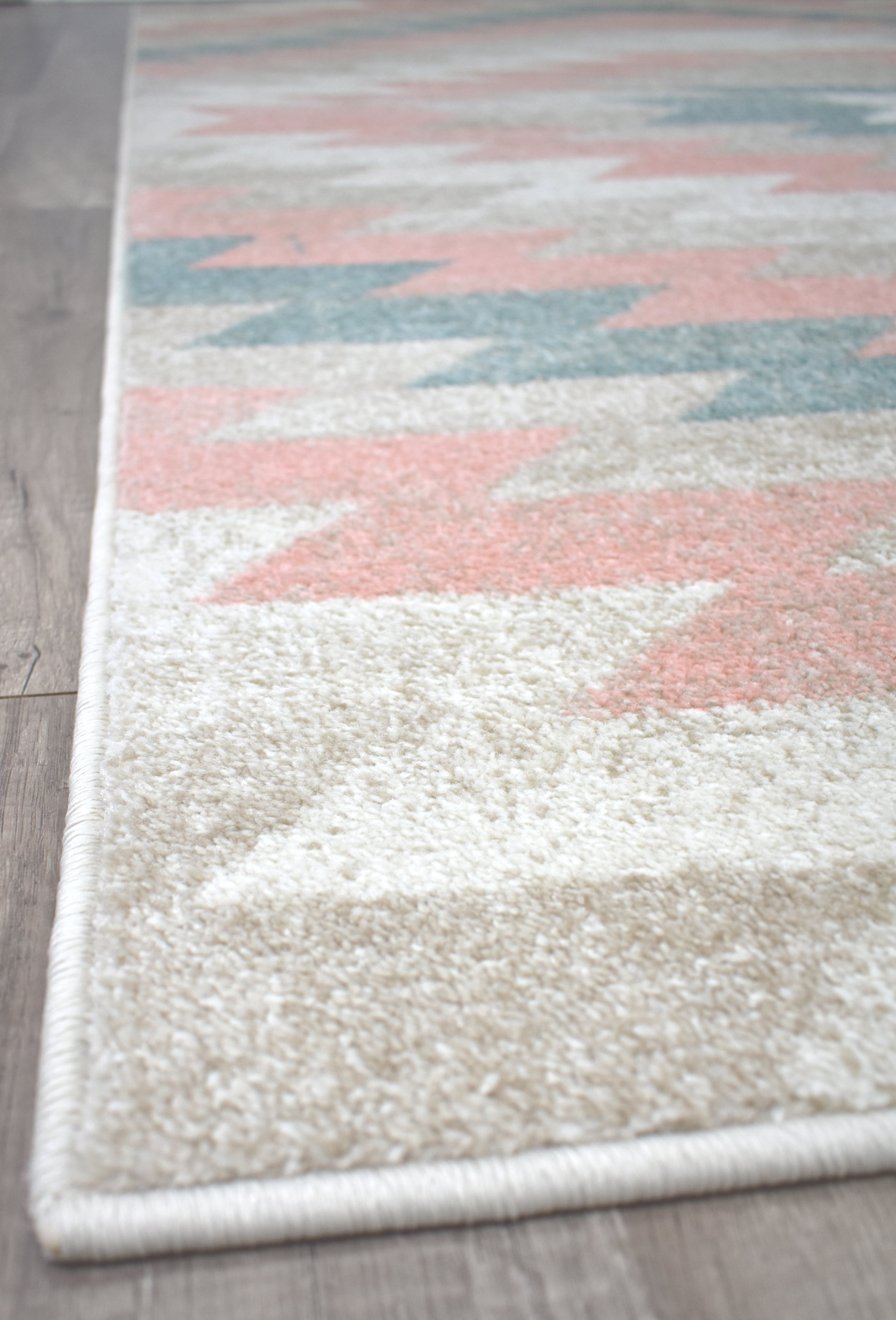 Rugs America Sahara Blush Collection Desert Ivory SB10A Moroccan Tribal Area Rug 5'0"x7'0"