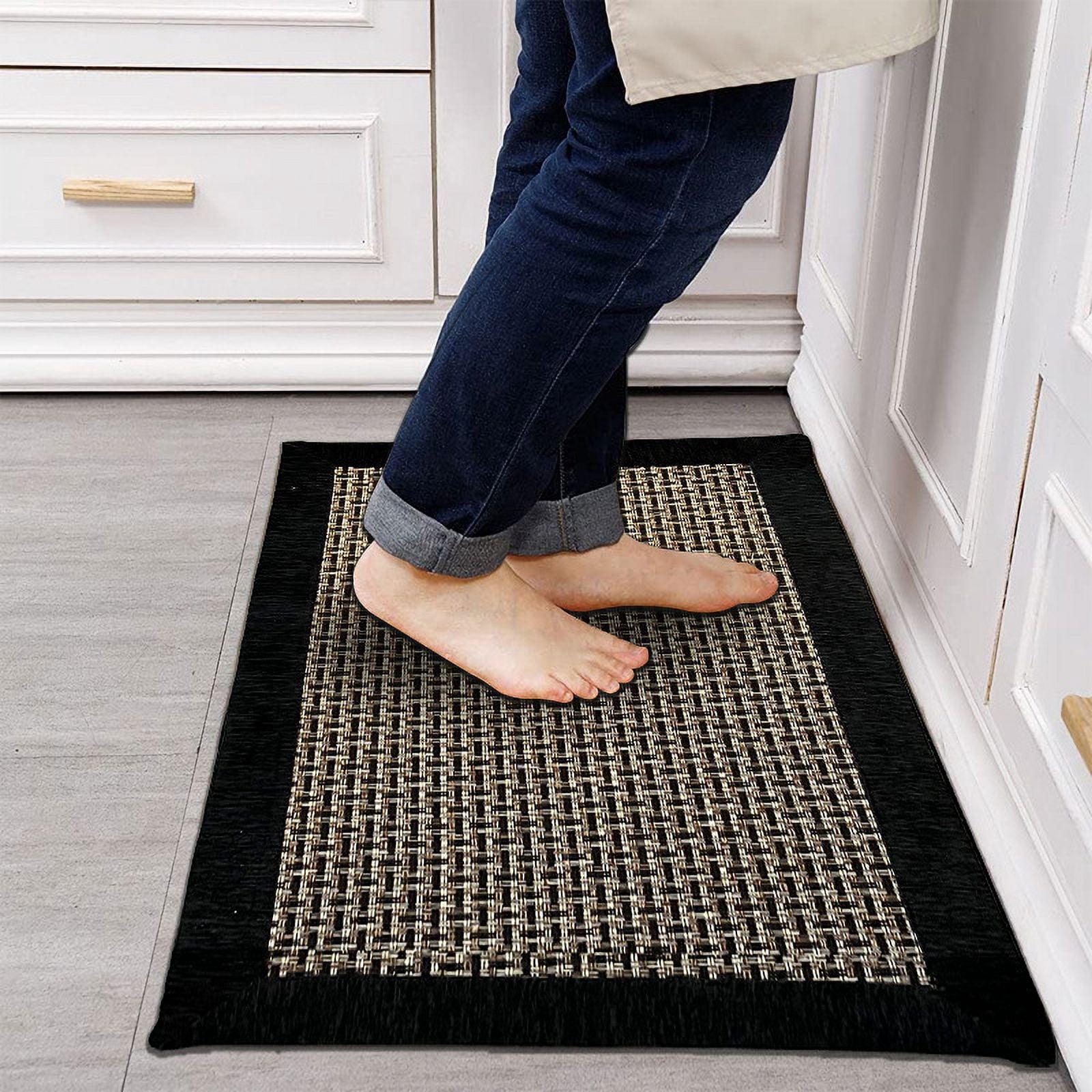 Namzi Bathroom Rug Mat , Non-Slip Plush Shaggy Bath Carpet, Machine Wash Dry, Bath Mats for Bathroom Floor, Tub and Shower, Bathroom Runner Bathmat Accessories Decor 19*31inch (Black)