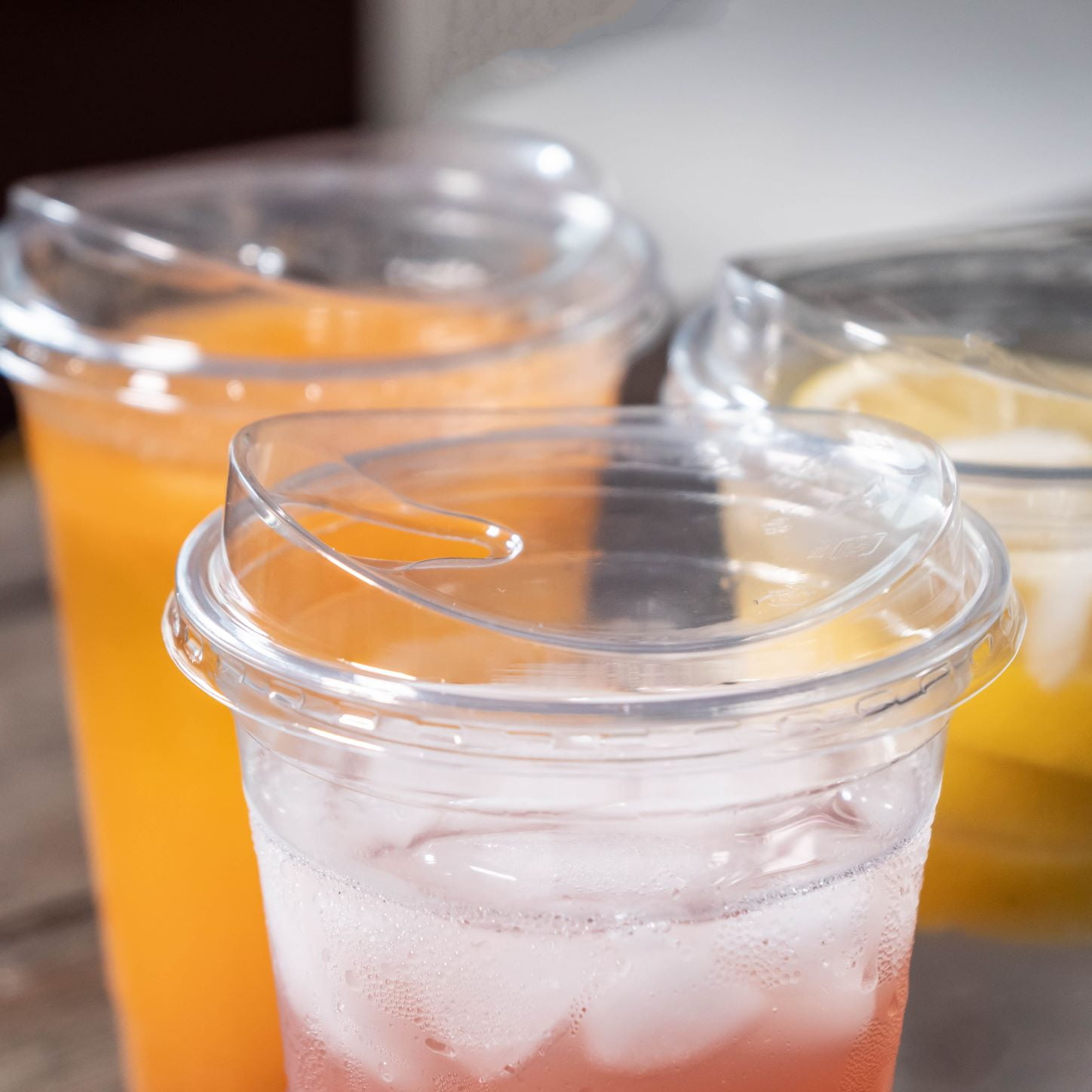 Buy Wholesale China Clear Plastic Cups With Strawless Sip-lids & Disposable Plastic  Cups at USD 0.05