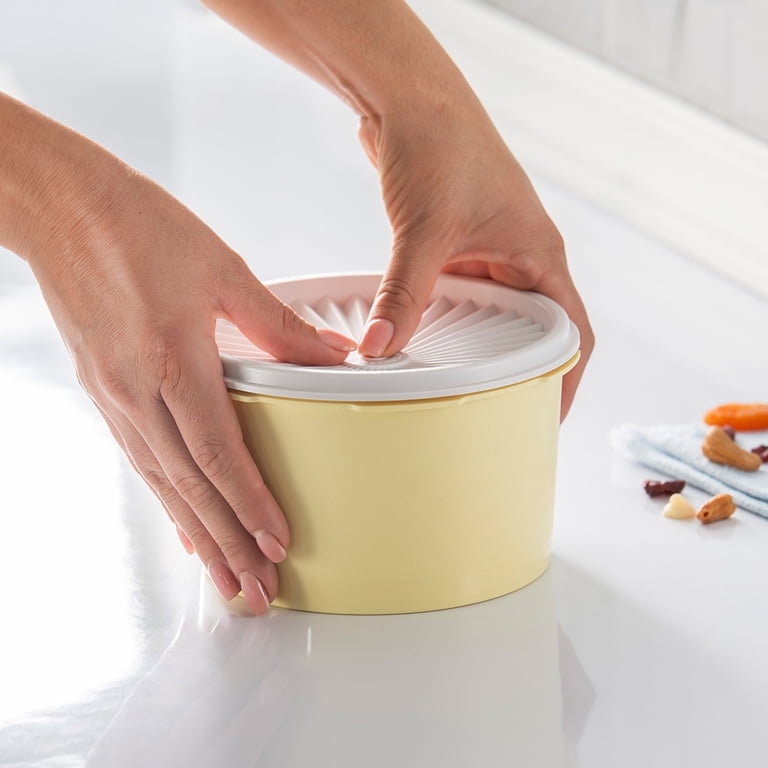gemütliche sitzecke küche aus Massivholz 90L Mini-Kühlschrank separates Gefrierfach