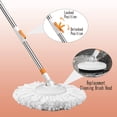 thumbnail image 4 of Juego de cubeta y trapeador giratorio para piso con sistema de escurridor, mango extendido de acero inoxidable de 61 "para uso en limpieza de pisos en el hogar con 5 cabezales de repuesto y 1 cabezal, 4 of 7